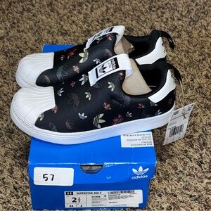 Adidas Kids US 2.5 Super Star 360 C Black Sneakers Style # GX1868